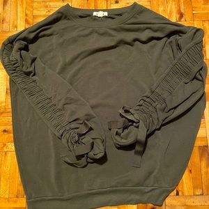 Super comfy army green sweater